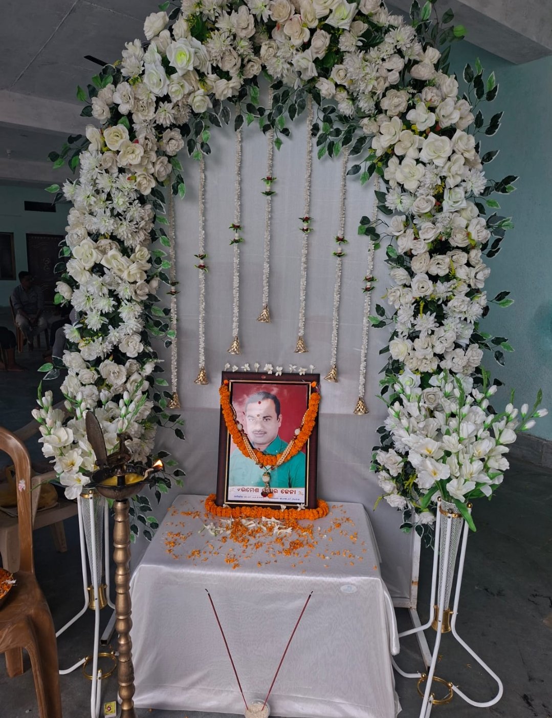 ବେଣାୟତ ସମାଜ ପକ୍ଷରୁ ସ୍ବର୍ଗତ ରମେଶ କୁମାର ଜେନା ଙ୍କ ଦ୍ୱାଦଶ ଉପଲକ୍ଷେ ସ୍ମୁତି ଚାରଣ