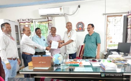 ମହିଳା କଲେଜ ର ଗରିବ ମେଧାବୀ ଛାତ୍ରୀ ପାଇବେ ସହାୟତା ରାଶି 