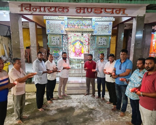 ପ୍ରଧାନମନ୍ତ୍ରୀ ଙ୍କ ଜନ୍ମଦିନ ଅବସର ରେ ମନ୍ଦିରରେ ଦୀପ ପ୍ରଜ୍ବଳନ ----------